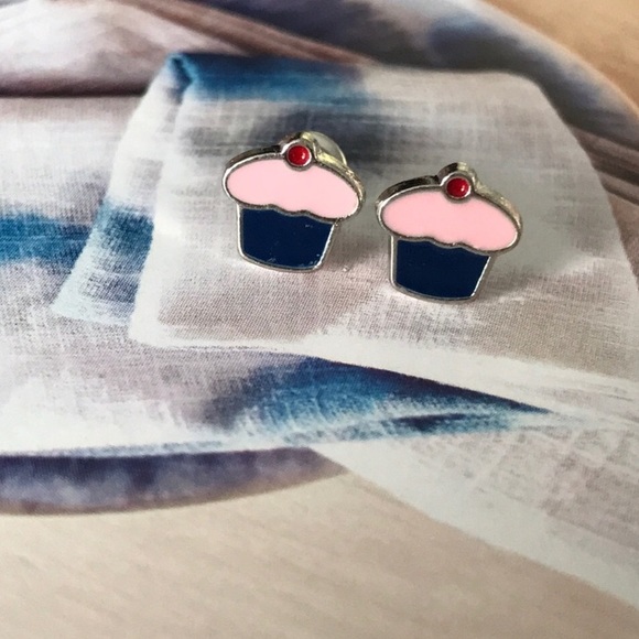 Sweet Treat Earring Trio Set - Picture 4 of 5